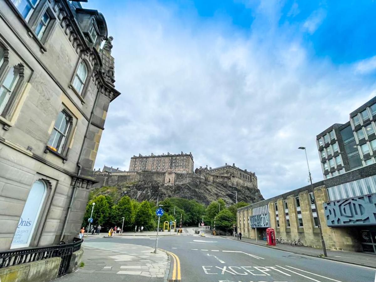 Open Plan 2 Bed Apt, Near Edinburgh Castleアパートメント エクステリア 写真